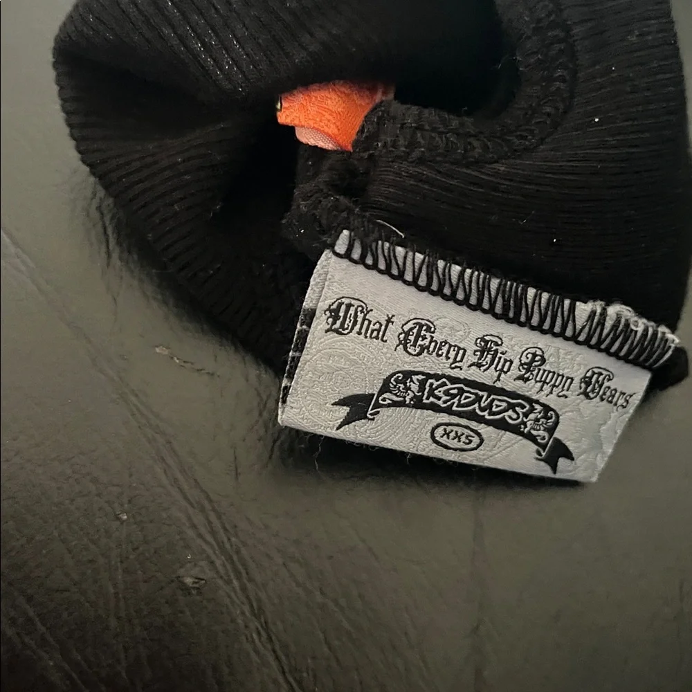 N/A stylish black